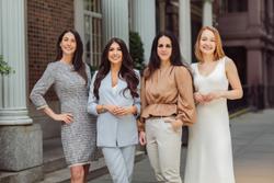 Female, Maclynn team, Maclynn, 4 women