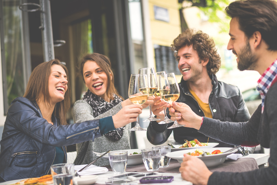 5 Ways to Nail Your Double Date | Maclynn US